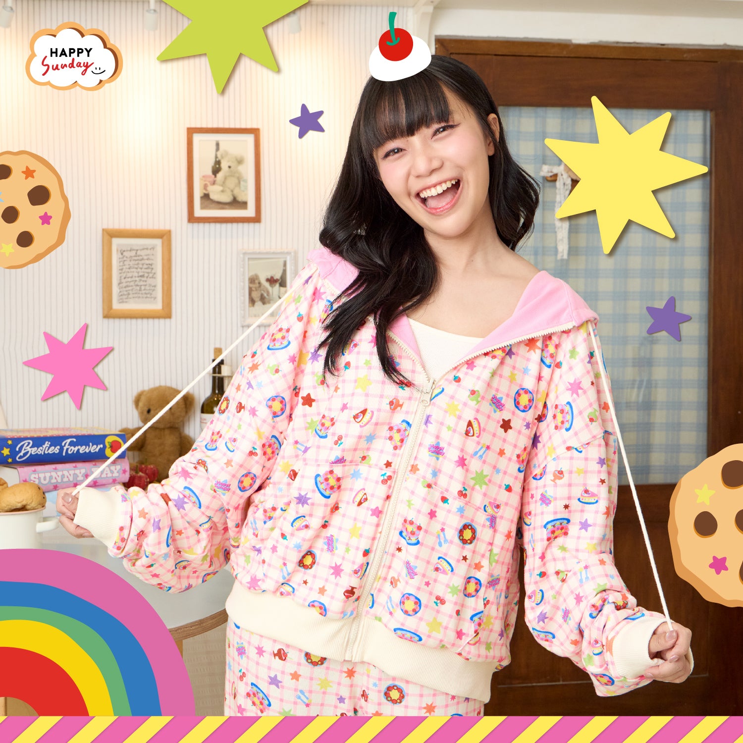 TINY TREATS EVERYDAY HOODIE